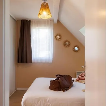 Résidence Les Rives De La Fecht - Colmar Ouest Aparthotel 4*