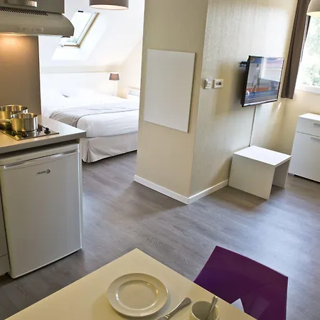 Les Rives De La Fecht - Colmar Ouest Aparthotel 4*