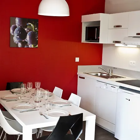 Apart-hotel Les Rives De La Fecht - Colmar Ouest 4*