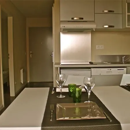 Résidence Les Rives De La Fecht - Colmar Ouest Aparthotel