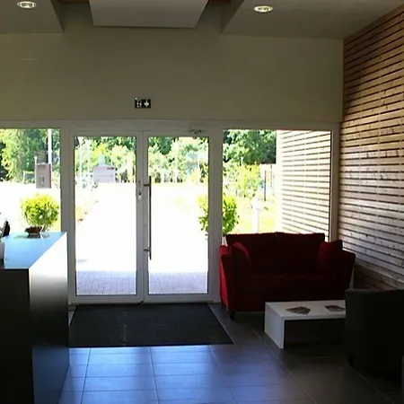 Résidence Les Rives De La Fecht - Colmar Ouest Aparthotel