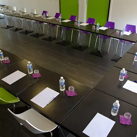 Résidence Les Rives De La Fecht - Colmar Ouest Aparthotel