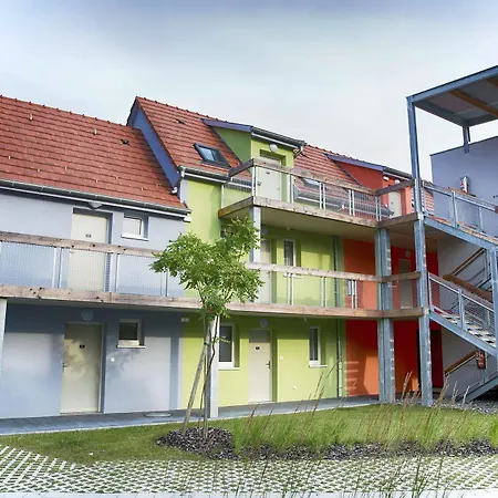 Résidence Les Rives De La Fecht - Colmar Ouest Aparthotel