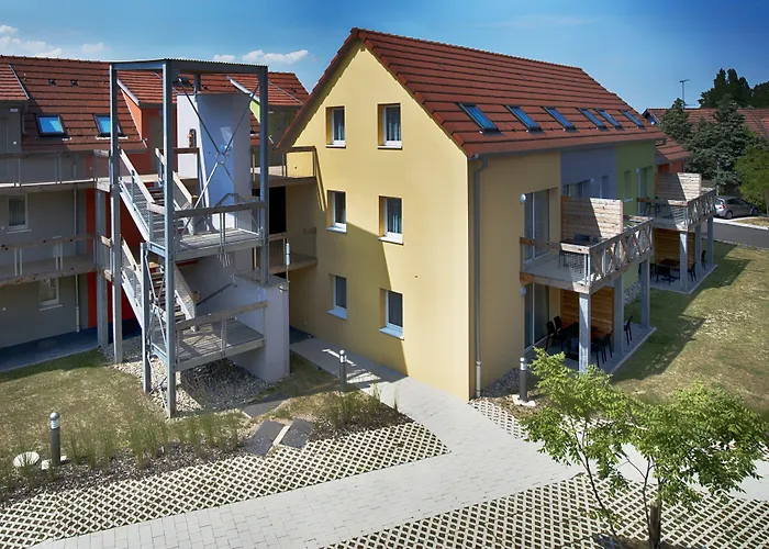 Hotel apartamentowy Les Rives De La Fecht - Colmar Ouest 4*